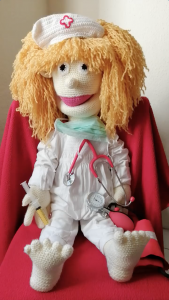 Schwester Hedda – Bitte bleibt zu Hause!